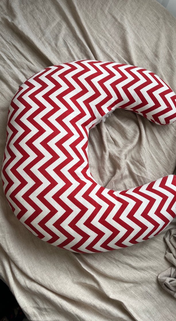 Kırmızı Desenli Hamile ve Emzirme Yastığı - Görsel 2