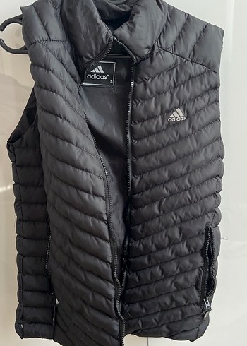 Siyah Fermuarlı Kadın Spor Yelek - Görsel 3