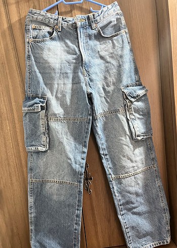Gri Kemerli Bol Kesim Midi Kot Pantolon