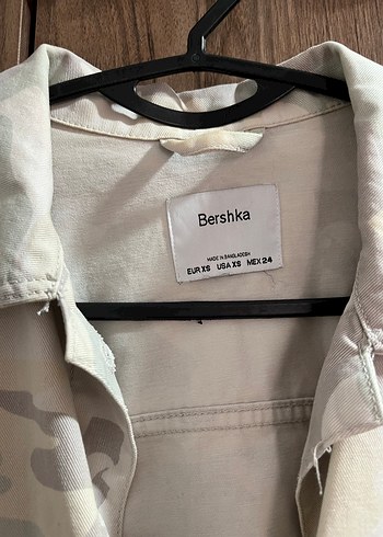 Gri Kamuflaj Desenli Kadın Crop Kot Ceket - Görsel 3