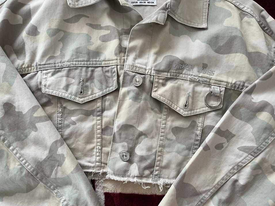 Gri Kamuflaj Desenli Kadın Crop Kot Ceket - Görsel 4