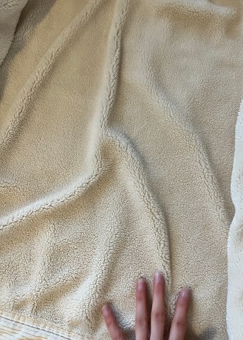 Düğmeli Beyaz Peluş Ceket - Görsel 8