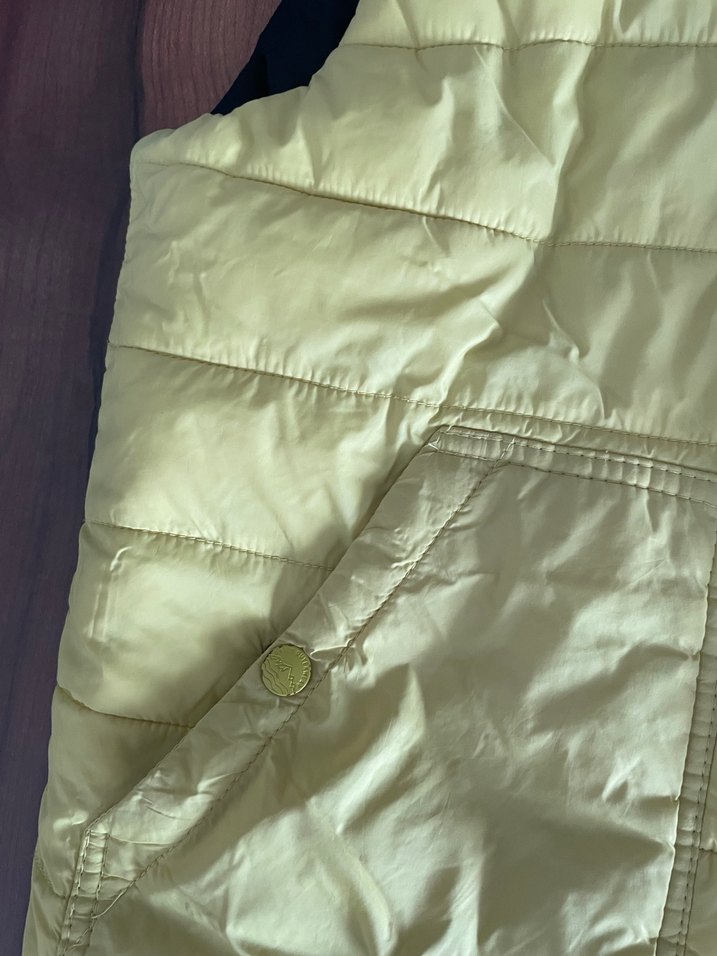 Erkek Çocuk Kapüşonlu Sarı Siyah Yelek - Görsel 3