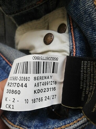 Mavi marka etikette 24/27 yazıyor  - Görsel 6