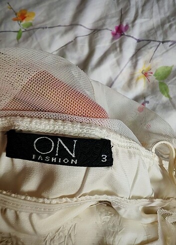 Abiye saten kumaş pantolon pul işlemeli tüllü saten blüz 44 bede - Görsel 3