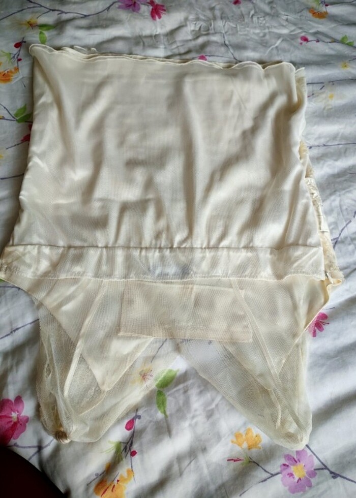 Abiye saten kumaş pantolon pul işlemeli tüllü saten blüz 44 bede - Görsel 5