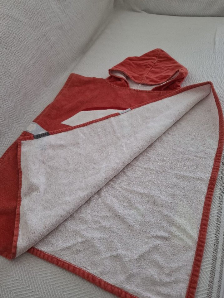 Kapüşonlu Erkek Çocuk Havlu Bornoz - Görsel 3