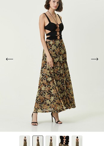 Hansen + Gretel
Siyah Kesim Detaylı Çiçekli Maksi Elbise - Görsel 2