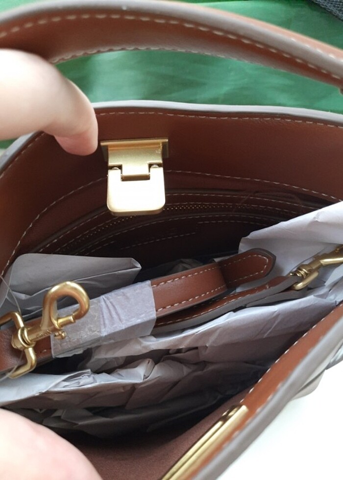 Mango metalik detaylı mini shopper çanta - Görsel 5