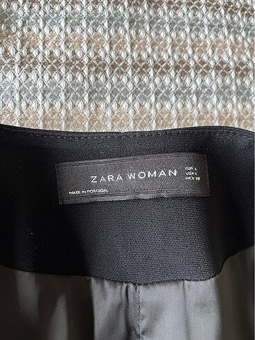 Zara Zara Fermuar Detaylı Siyah Ceket- L beden