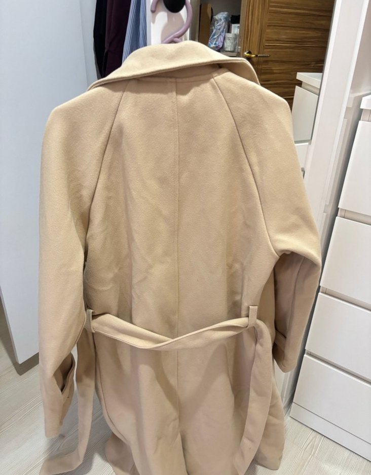 Bej Uzun Düğmeli Kadın Kaban - Görsel 3