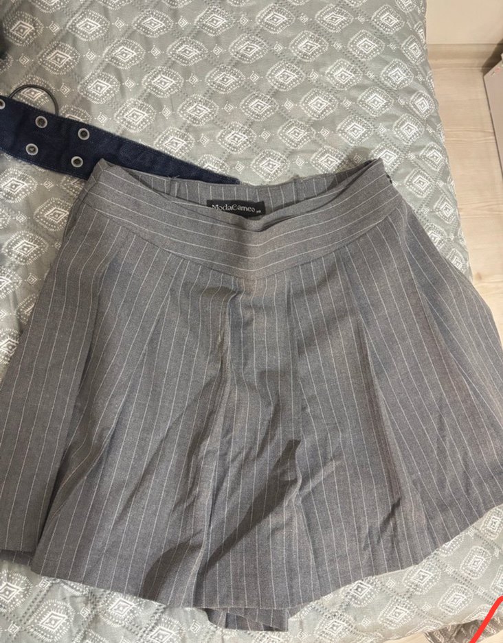 Gri Çizgili Pileli Midi Mini Etek - Görsel 2