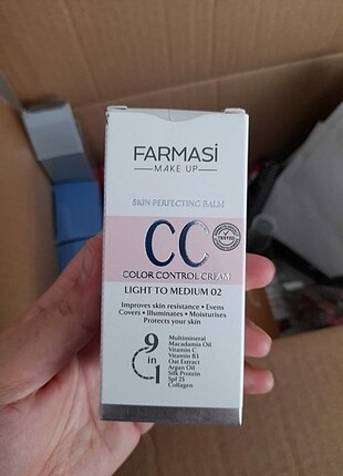 Farmasi Cc krem