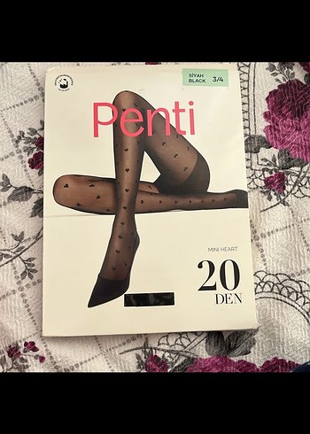 Penti Mini Kalp Desenli Siyah Külotlu Çorap 20 DEN