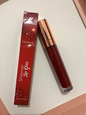 Farmasi lip gloss