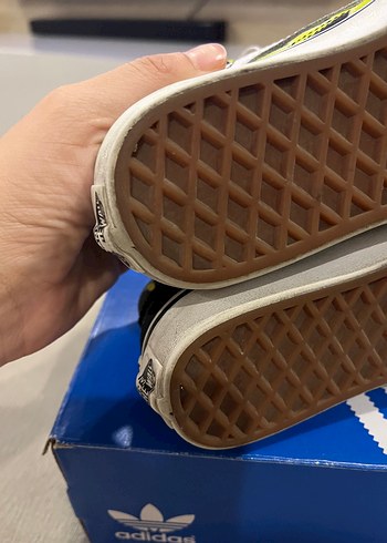29 Beden Vans 29 no