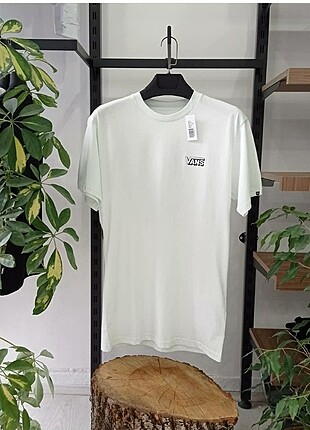 Orjinal etiketli Vans t-shirt mağaza fiyatı 231? satış fiyatı 69