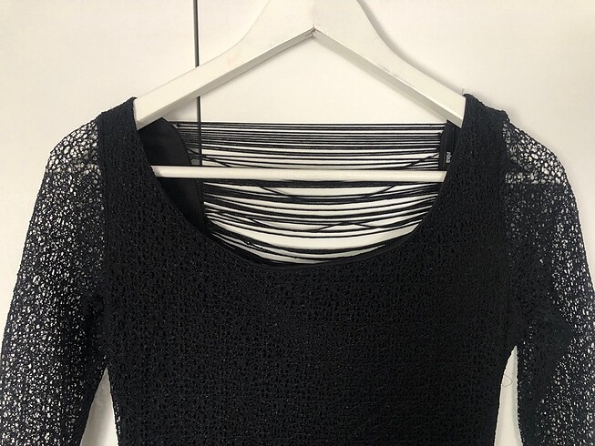 Sırt Kısmı İp Detaylı Elbise - Görsel 3