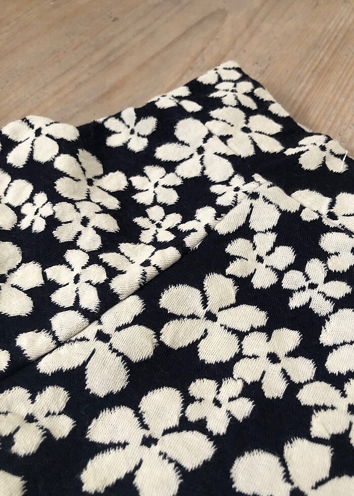 H&M Çiçekli Kışlık Etek - Görsel 2