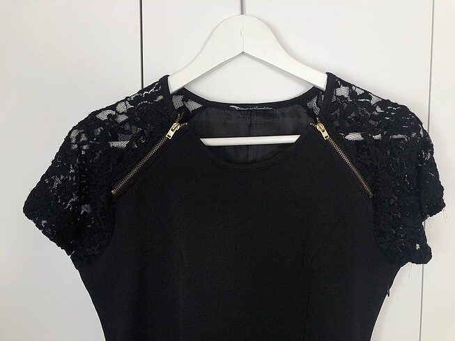 Siyah Elbise - Görsel 2