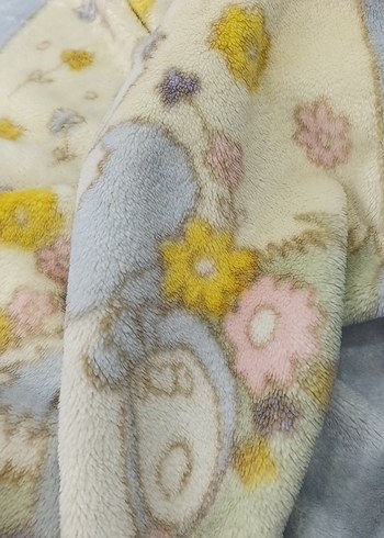 Pastel Renkli Çocuk Battaniyesi - Görsel 2