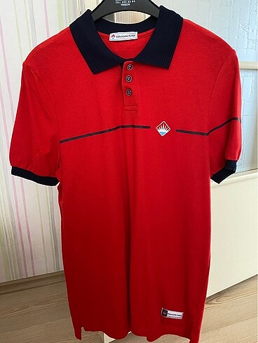 Polo yaka okul tişörtü