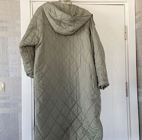 Zara Zara uzun şişme mont