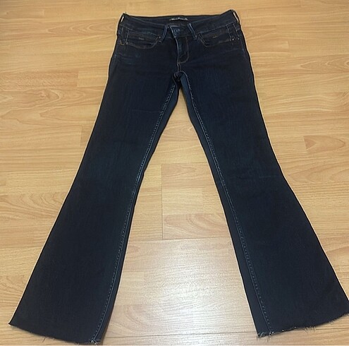 Yarım ispanyol paça indigo jean