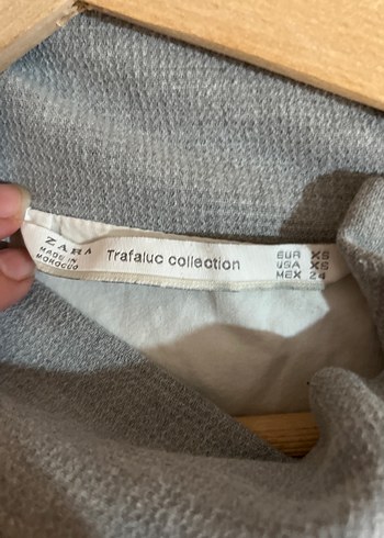 Zara Gri Yüksek Yakalı Kadın Keten Bluz