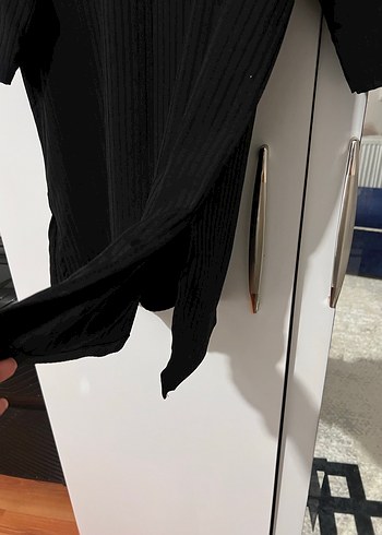 l Beden Kadın Siyah Pilili Kumaş Pantolon Tişört Takımı