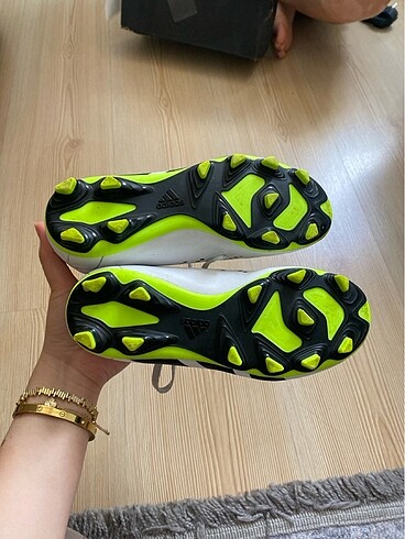 35 Beden beyaz Renk Çocuk krampon adidas