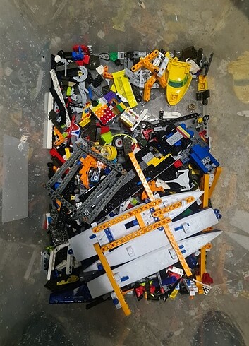  Beden Lego oyuncak
