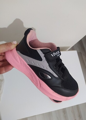 34 Beden pembe Renk Kız spor ayakkabısı Pink ????