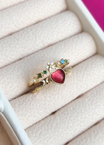  Beden altın Renk Kırmızı Kalpli Çiçek Model Pinterest Yüzük