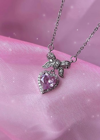 Pandora Fiyonk Model Pembe Kalp Taşlı Kolye