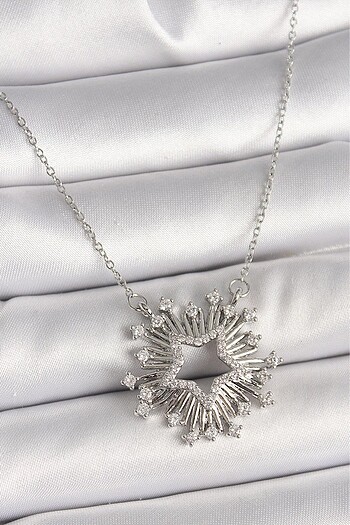swarovski Zirkon Parlak Taşlı Kalp Yıldız Kolye Modelleri