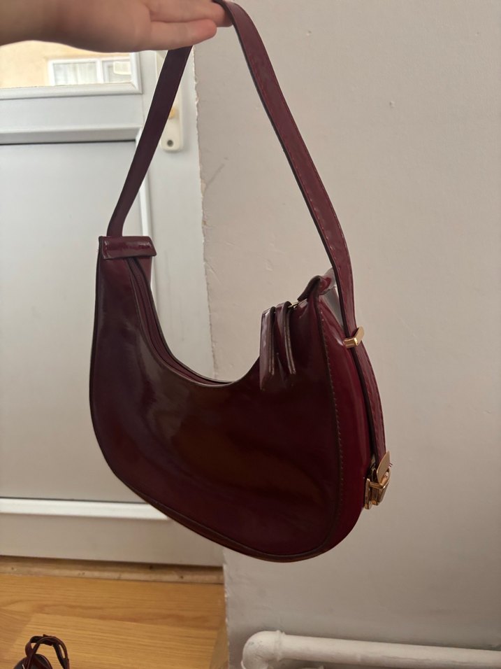 Bordo çanta Charmlı ve Ayakkabı - Görsel 3