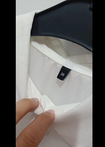 Kadın Beyaz Düğmeli  Gömlek - Görsel 6