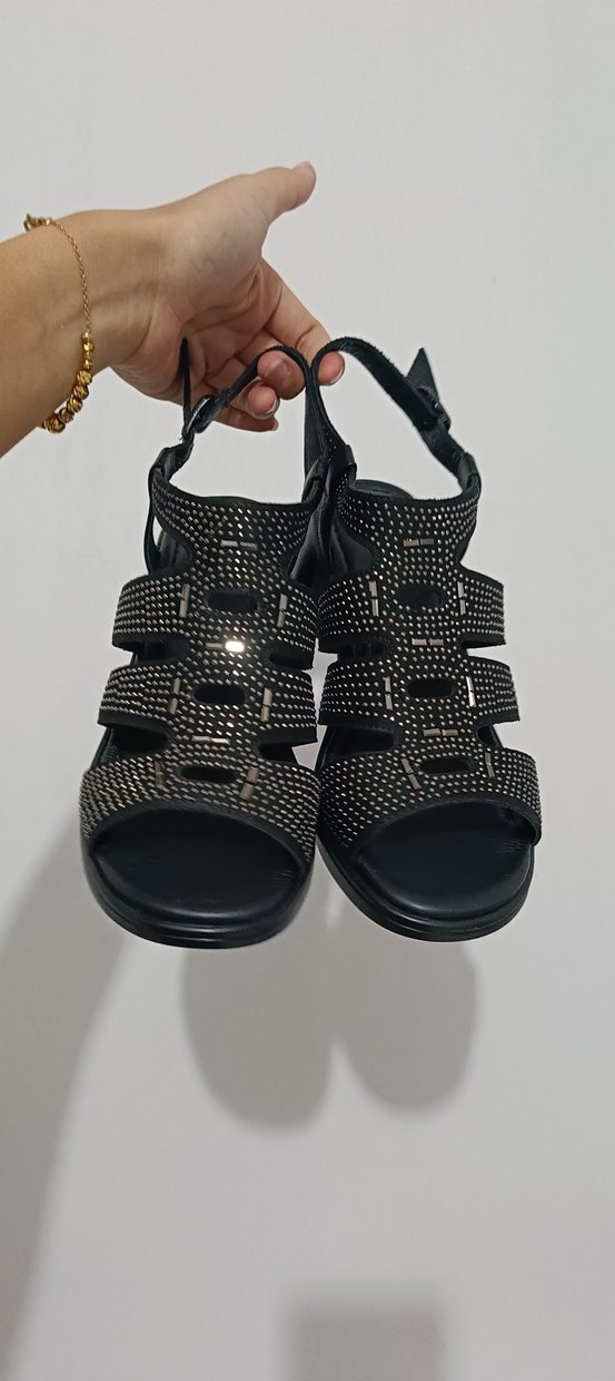 Siyah Blok Topuklu Kadın Ayakkabı - Görsel 3