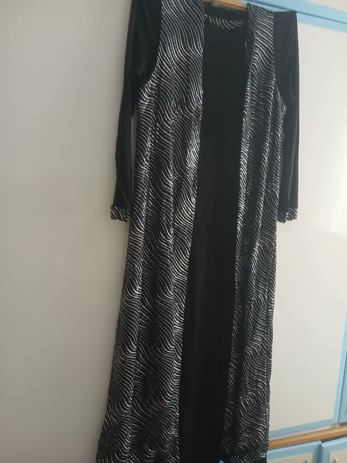 Siyah Zebra Desenli Uzun Kadın Elbise - Görsel 2