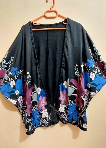 Çiçek Desenli Bohem Midi Kimono