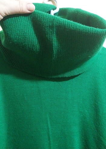 Yeşil Boğazlı Triko Kazak - Görsel 3