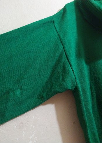 Yeşil Boğazlı Triko Kazak - Görsel 4