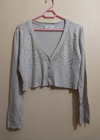 Taşlı crop hırka - Görsel 2