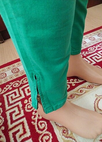 l Beden yeşil Renk ZARA yeşil.pantolon