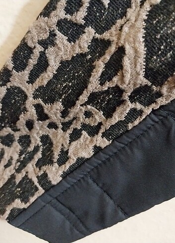universal Beden Mo ari leopar mont