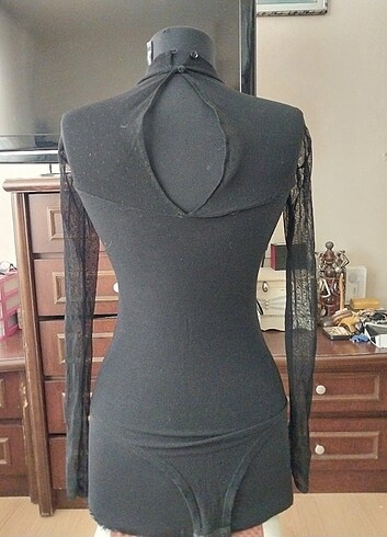 s Beden Stradivarius tül detaylı body