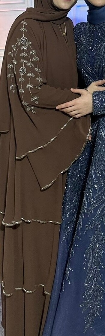 Emirates marka abaya