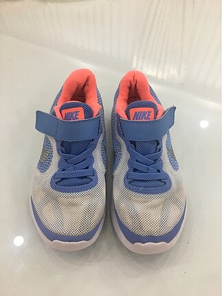 Nike spor ayakkabı