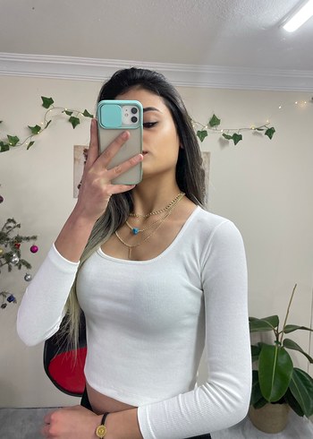 l Beden Beyaz Uzun Kollu Crop Bluz